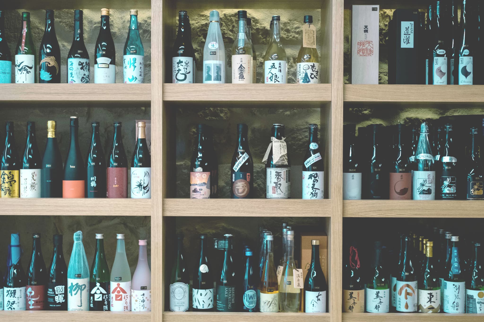 Scenery of a liquor store in Nagano Prefecture